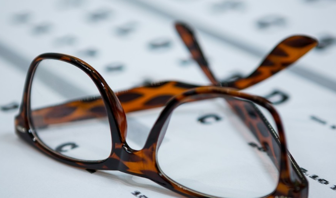 白內(nèi)障手術(shù)