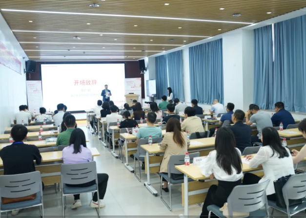 白內(nèi)障培訓班